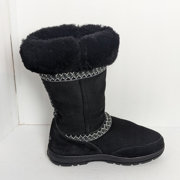 UGG Sundance Revival tall boots - Picture 4 of 16